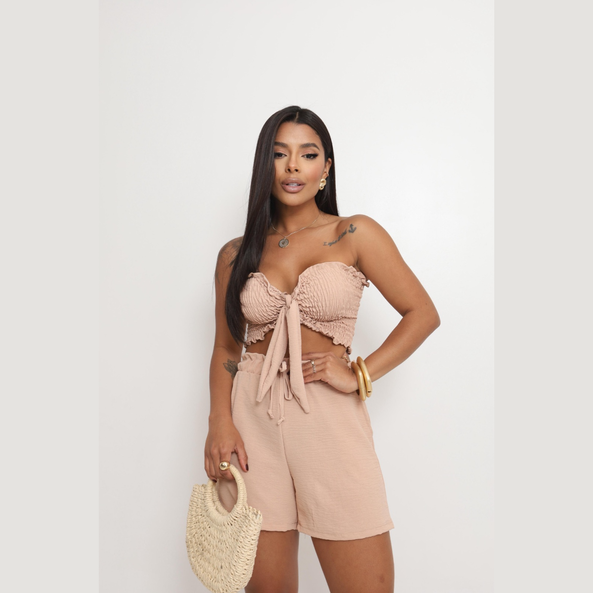 conjunto top tomara que caia e shorts lastex duna